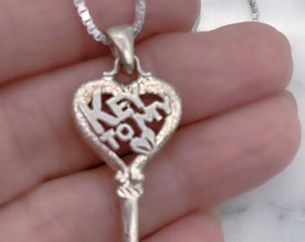 REED & BARTON社製 Key to My Heart 薔薇のハートと鍵 The Key to My Heart Keychain Set Christmas Gift || Custom
