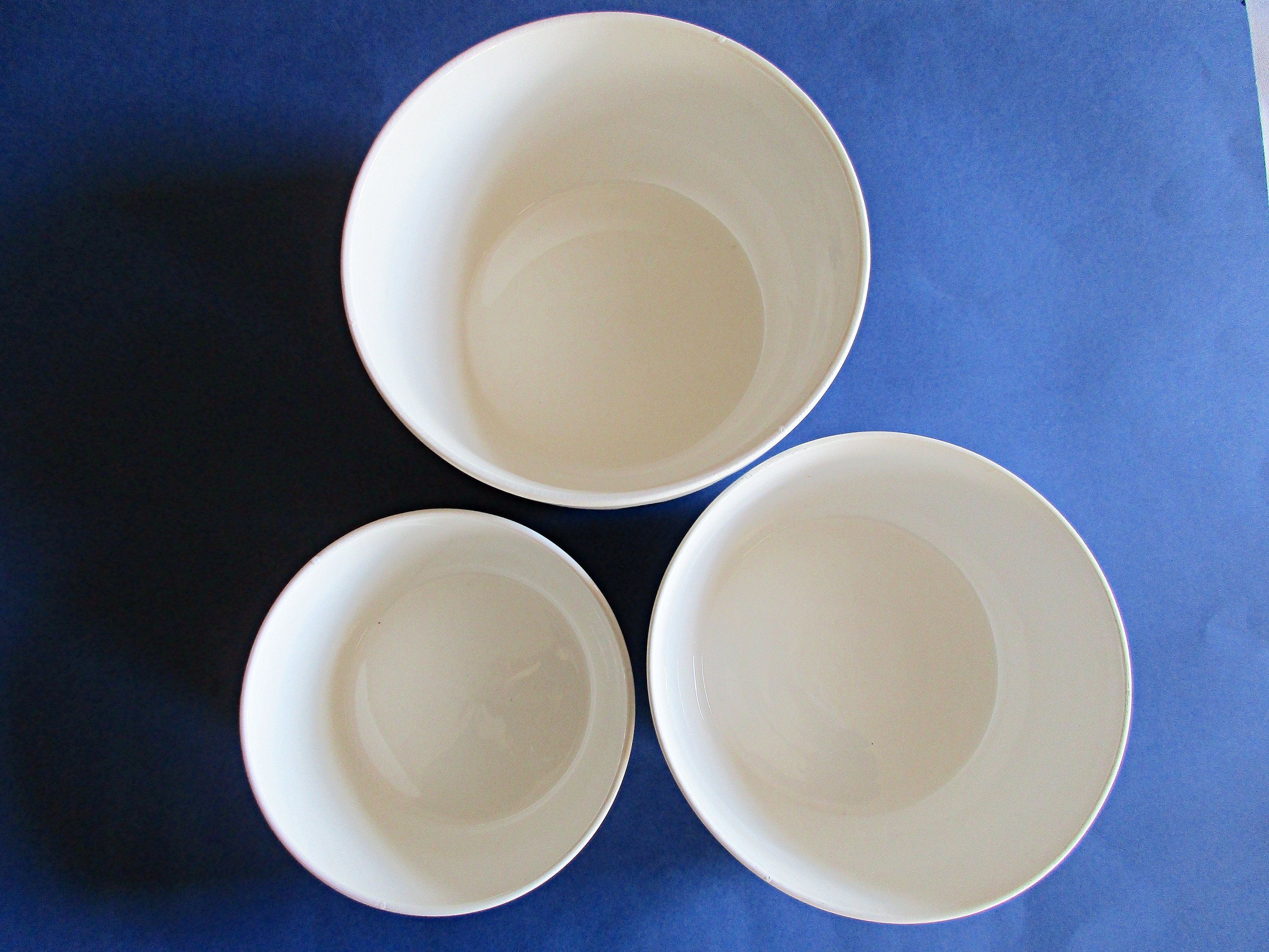 Set von 3 P. Vintage rustikale weiße und blaue Keramik | Etsy