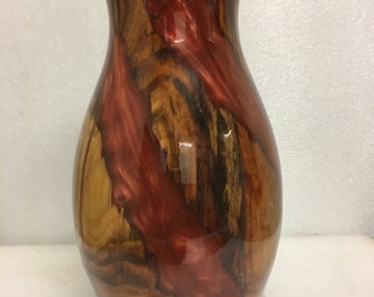 Vase en bois de pommier