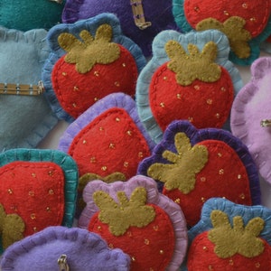 Cute Handmade Strawberry Felt Broaches 2.5x2/6x5cm image 2