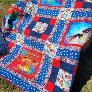 Iconos americanos: panel de bloques (16&quot;/8&quot;), cumple con los estándares de Quilt of Valor, adaptable a otros temas/combinaciones de colores, apto para AccuQuilt