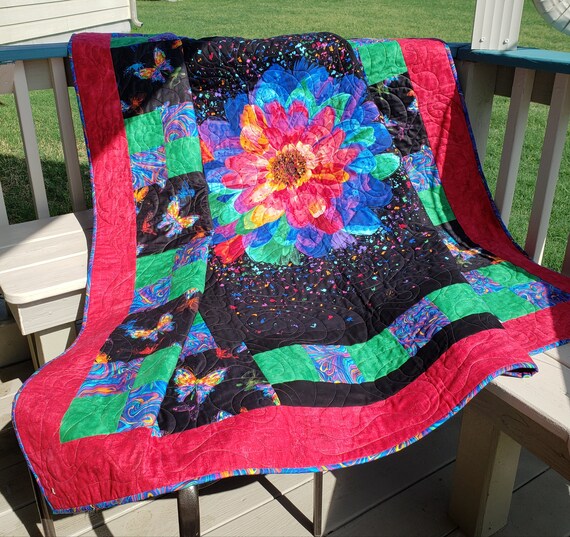 VerticalHorizontal quilt pattern | Etsy Periodic Table Quilt | Colchas, Boda