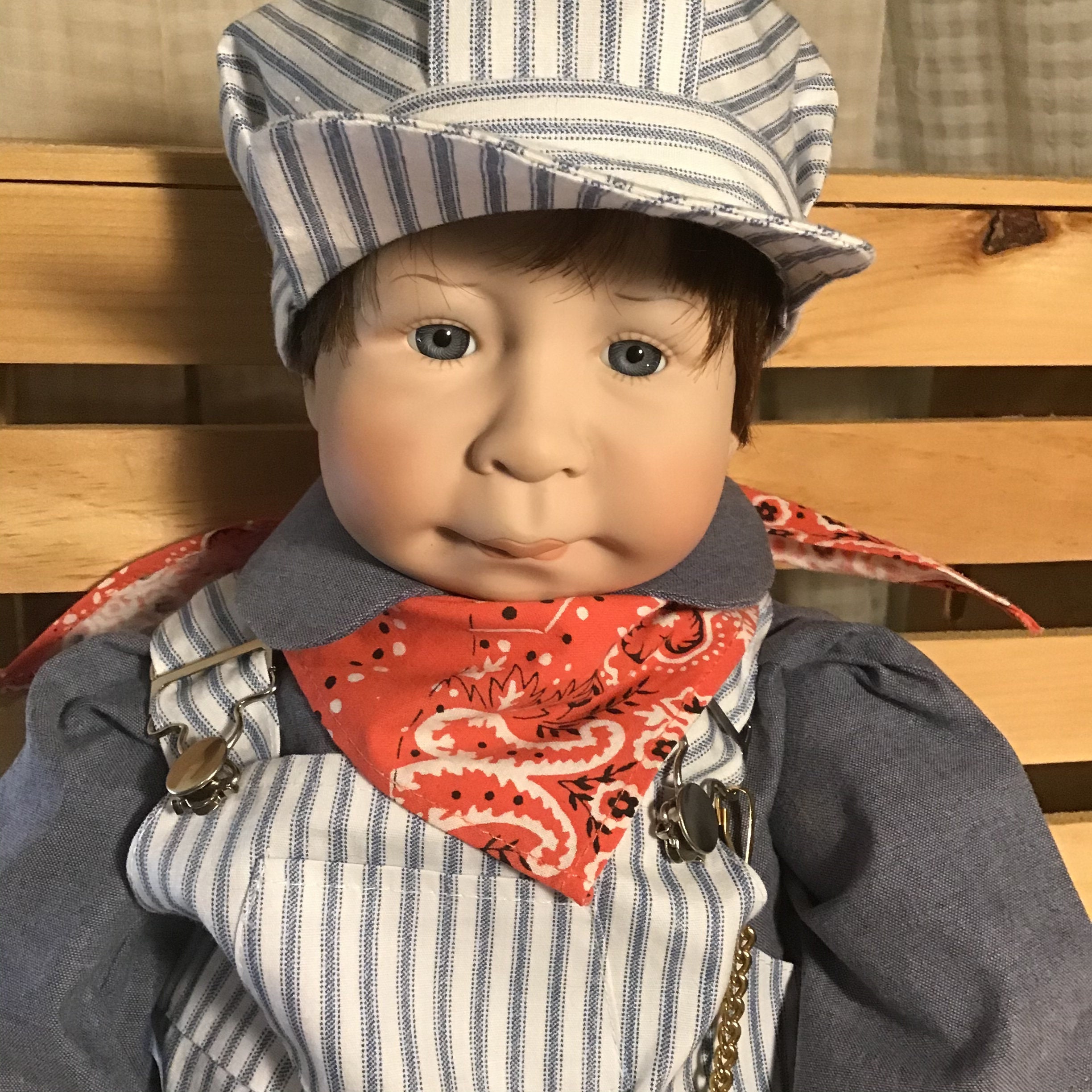 CHUBB 23" RAILROAD CONDUCTOR BUBBA CHUBBS DOLL HAND SIGNED BY LEE MIDDLETON 1984   39 