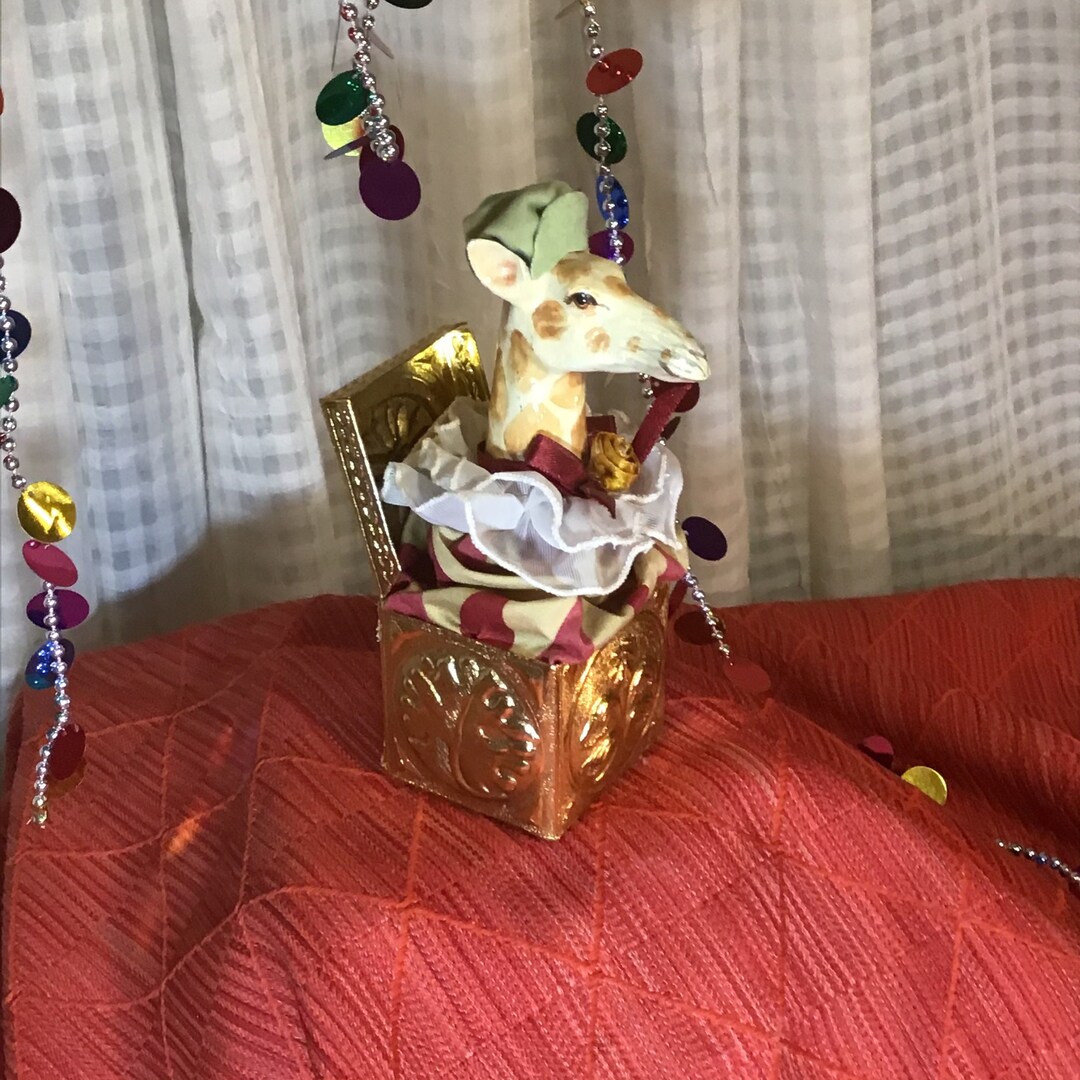 Katherines Collection Giraffe Music Box by Wayne Kleski Hand Etsy
