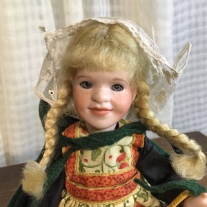 Wendy Lawton es Doll Betji aus ihrer Coming To America Kollektion