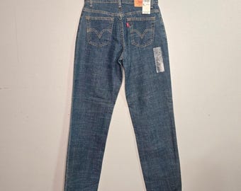 Levi's 550 Relaxed Fit Tapered Mom Jeans 6 Medium Blue High Rise Vintage NWT