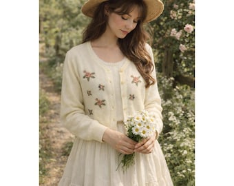 Vintage Cottage Core Cream Floral Embroidered Button Front Cardigan Sweater L