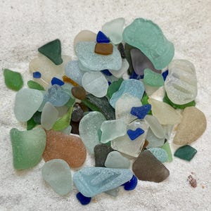40 pièces tailles variées de bijoux en verre de mer, verre de mer, verre de mer, verre de mer tombé sur la plage, verre artisanal, verre d&#39;art givré, verre de mer