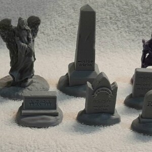 3D Printed Grave Markers 28 mm