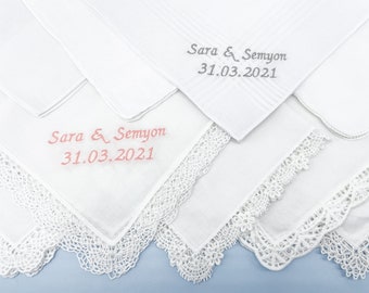 Personalisiertes Taschentuch aus Baumwolle mit Namen & Datum | Anzug Einstecktuch mit Monogramm für Taufe, Konfirmation, Hochzeit, Verlobung