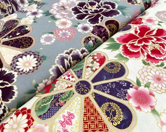 tissu en coton avec des chrysanthèmes Kiku japonais par Cosmo Textile Japan | Verres dorés et floraux en crème et gris