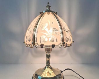 Vintage 11 1/2" Brass Tone Metal Glass Flotal Etched Lamp