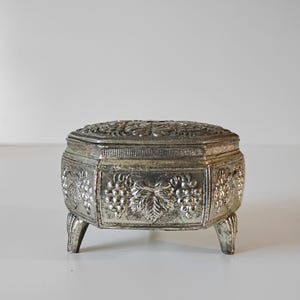 Vintage Silver Tone Trinket Box Grape Leaves Footed Jewelry Box With Red Lining