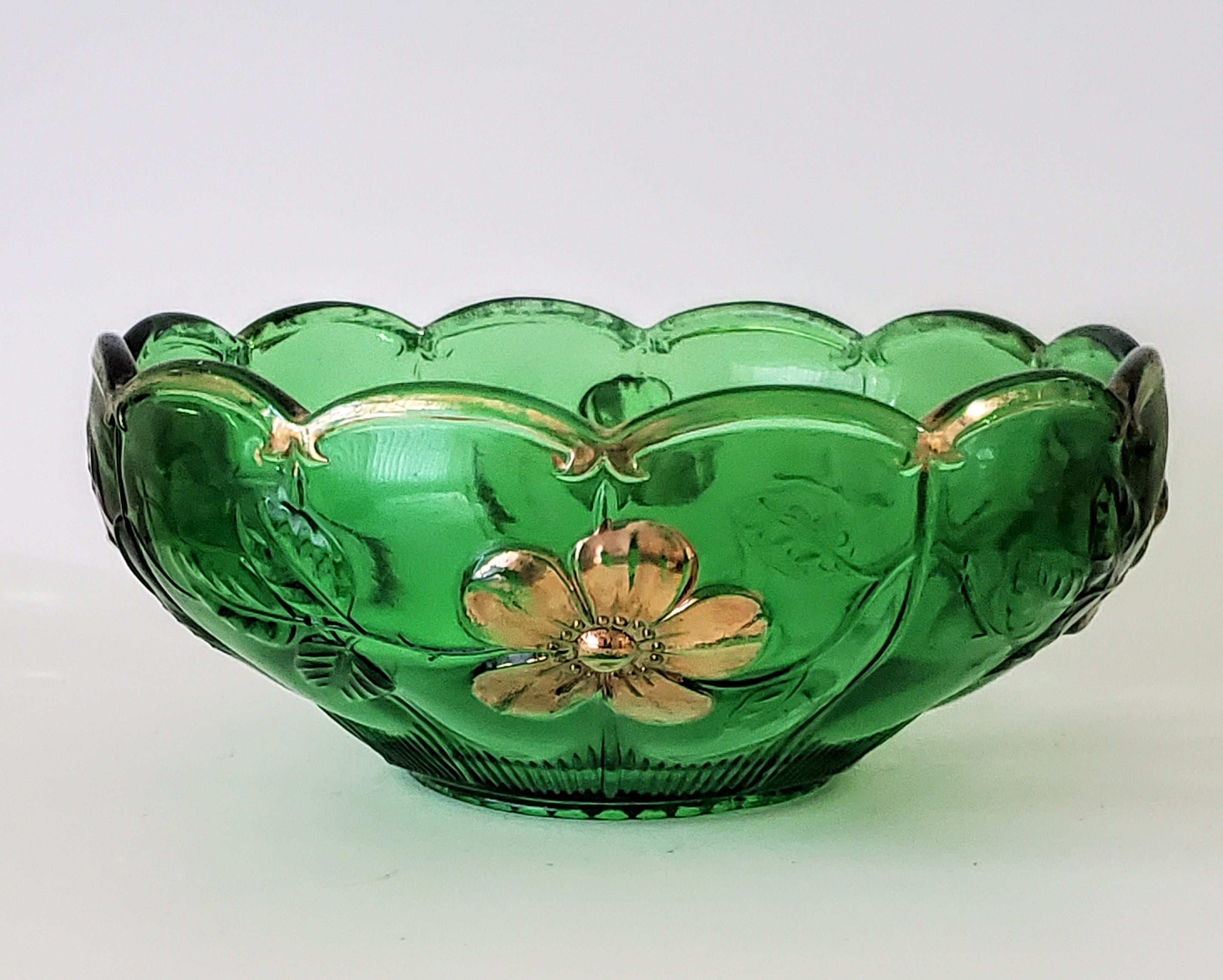s新品SARGASSO GLASS BOWL | green VINTAGE A 'Sargasso' green bubble glass bowl, 1960's-70's, Kaj