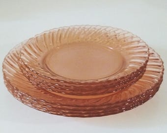 Vintage 8 Piece Forte Crisa 9&quot; and 7&quot; Plates Mexican Glassware Pink Swirl Radiance Plates