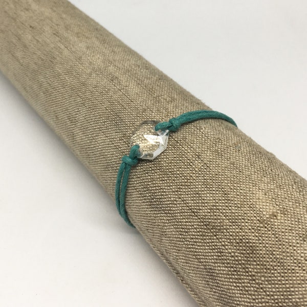 Bracelet "diamant" octogonal, coton ciré vert