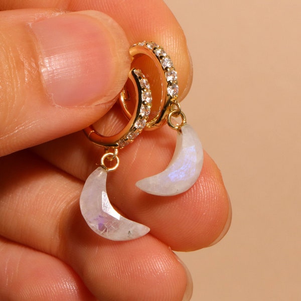 Moonstone earrings / Gold gemstone pendants/ June birthstone jewelry / Moonstone jewelry / Moon earrings /Crescent earrings/Crystal earrings