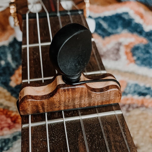 Classical / Flamenco Guitar Wooden Capo / Cejilla