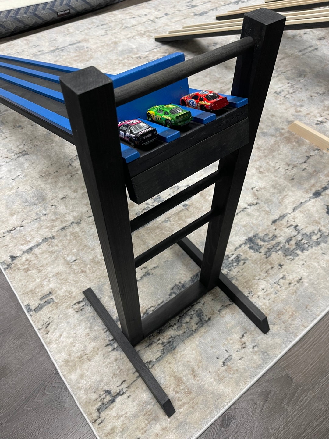 6' Kids Race Car Track Adjustable Height Stand, 3 Lanes, 72 Matchbox ...