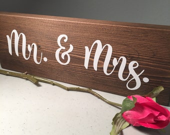 Mr & Mrs, Bride and Groom, Display Table, Sweetheart Table, Wooden Signs, Rustic Wedding Sign, Wood Wedding Signs, Wedding Sign, Rustic Wood