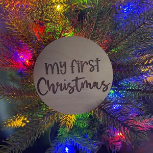 Laser Engraved Holiday Rounds, Baby’s First Photos, Wooden Milestone Signs, Baby Milestones, Baby Shower, Newborn Photo Props