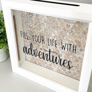 Fill Your Life With Adventures, Pastell Karte, Ticket Stubs, Geldbank, Schattenbox, Geschenkidee, Abenteuer Fund, Reise Thema, Erinnerungen