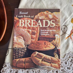 Sunset Cook Book of Breads (1983)