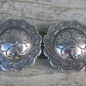 Antique Silver Floral Engraved Round Concho 1-1/2&quot; Set of 2 Chicago Screw