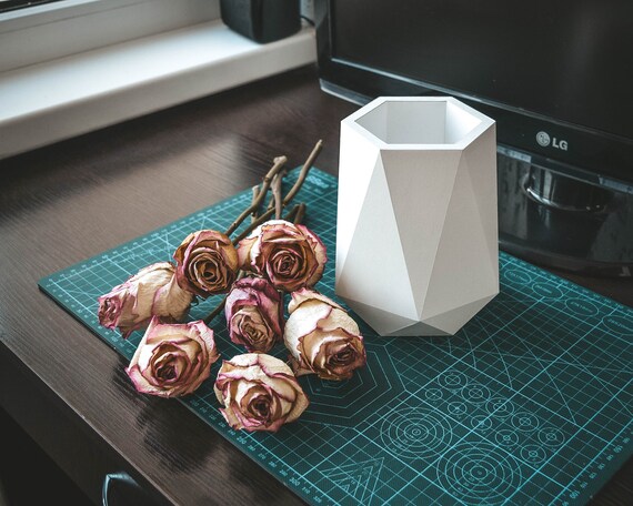 Download Papercraft Paper Vase Svg Planter Low Poly Template 3d Etsy