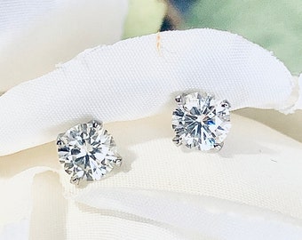 1ct Boucles d’oreilles Silver Moissanite Stud, 1 Carat Round Brilliant Solitaire Stud, Moissanite Diamond Stud, Minimal Moissanite Stud Boucles d’oreilles