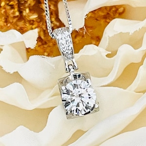 1 Carat Moissanite Pendant, 1ct Round Moissanite Necklace, Sterling Silver Chain Pendant, Moissanite Necklace, Handmade Moissanite necklace