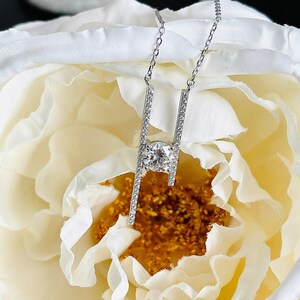 1 Carat Parallel Line Moissanite Necklace, 1ct Silver Moissanite Jewelry, Moissanite Diamond Pendant Necklace, Moissanite Engagement Jewelry