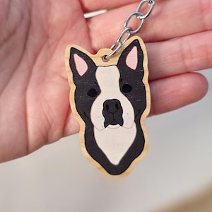 Sleutelhanger Franse bulldog, cartoon Frenchie zwart-witte tasbedel, hondenrasaccessoire, huisdier verlies regenboogbruggedenkteken, hond moeder cadeau
