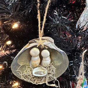 Large Clam Shell Nativity Scene Ornament - Etsy