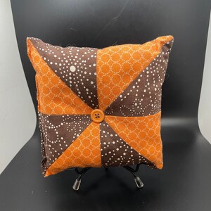 Retro Pincushion