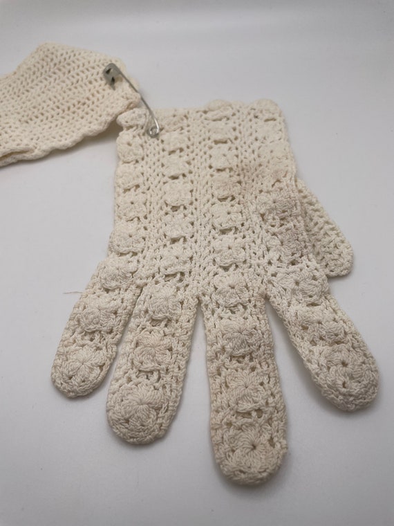 Vintage Lace Gloves - image 2