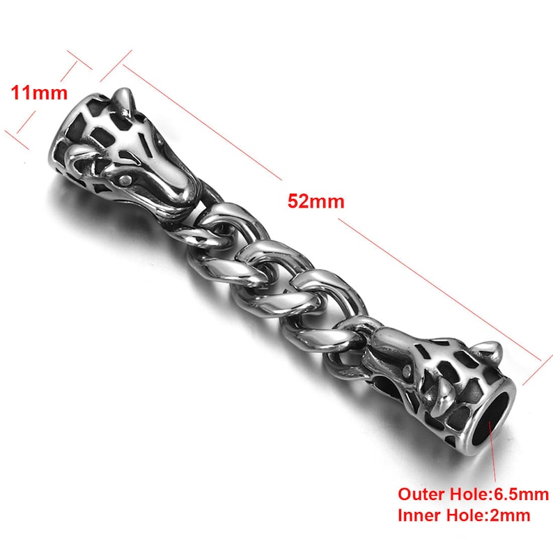 May include: A silver chain with two giraffe head ends. The chain is 52 mm long and the heads are 11 mm tall. The outer hole is 6.5 mm and the inner hole is 2 mm.