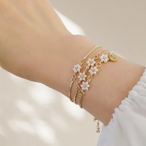 Pulsera personalizada con inicial para dama de honor, regalo para niña de las flores, regalo para dama de honor, pulsera para niña de las flores, pulsera para hermana, regalo de graduación