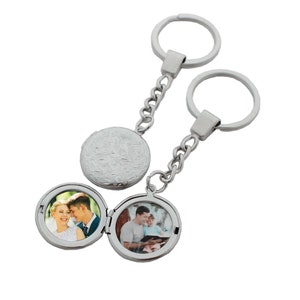 Personalized Master Custom Photo Locket keychain That Holds Pictures Engraved Stainless Steel Photo , Girls Mother’s Day Birthday Charm