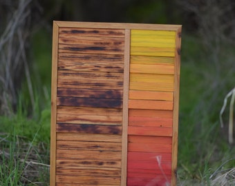 Altholz Kunstwerk - Moderner Wandbehang für Haus, Büro und Wohnzimmer Dekor - Upcycled Holz - Lagerfeuer orange und gelb gebrannt