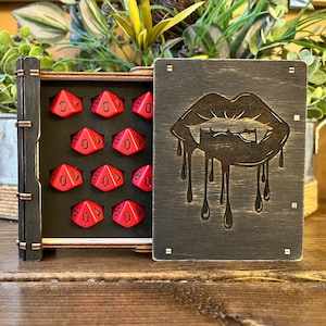 Vampire the Masquerade Dice Box with D10 Dice Set ~ Vampire the Masquerade Dice