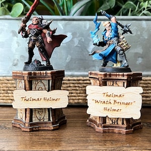Custom DND character display pedestals ~ dnd player gifts ~ dnd miniature stand