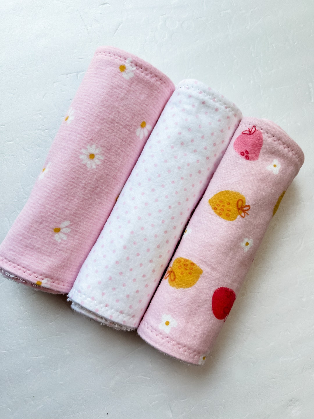Oopsie Daisy Burp Cloth - Sweet As Can Bee