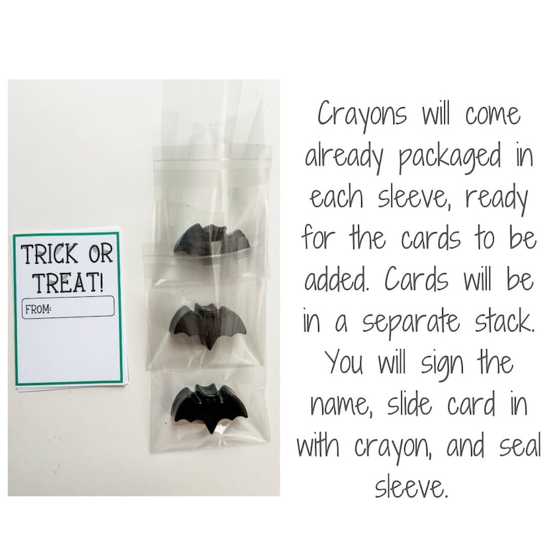 K&ouml;nnte beinhalten: Halloween-Geschenkset mit fledermausf&ouml;rmigen Wachsmalstiften in transparenten H&uuml;llen. Enth&auml;lt eine "Trick or Treat"-Karte mit Platz f&uuml;r einen Namen. Auf der Karte steht "Trick or Treat!" und "From:"