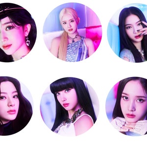 StayC Young Luv Buttons (Kpop Buttons)