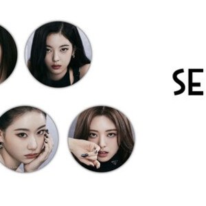 Cheshire Buttons (K-Pop Buttons)