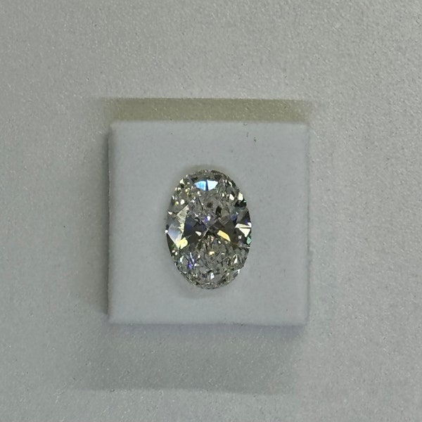 OVAL - Lab Diamond 2.01 Carat, VS1 Clarity, E Color w/ 14K, 18K White Gold, Rose Gold, Yellow Gold