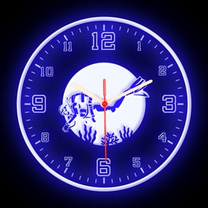 25ck1158 Dykare med korall Heminredning Dykare Dykning Fiske Havsbutik Färgglad LED Flexibel Flexibel Neon Väggklocka 10"