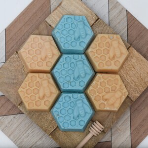 Honey Handmade Soaps, Soap Favors, Natural Soaps, Honeycomb soap, Soaps bridal shower favors, Soap Gift Sets, Free Shipping, Made in USA