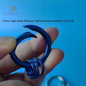 Anodized Titanium Quick Release Keychain: Lightweight Carabiner with Split Rings
